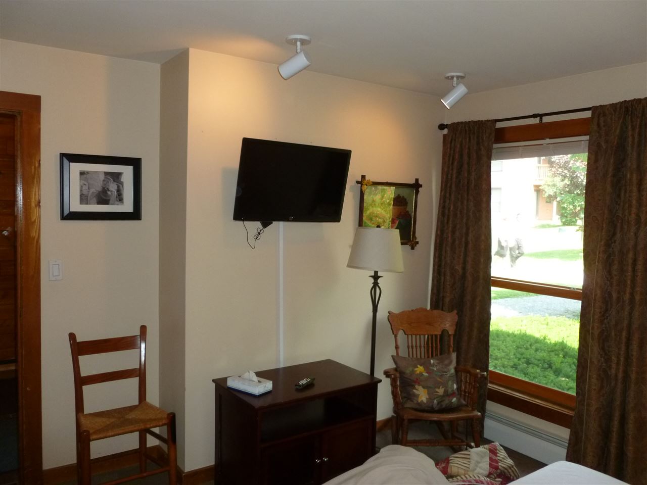 536 East Mountain Road, Unit 77 Killington, VT 05751 - Photo 5 of 10 Gallery Image 5
