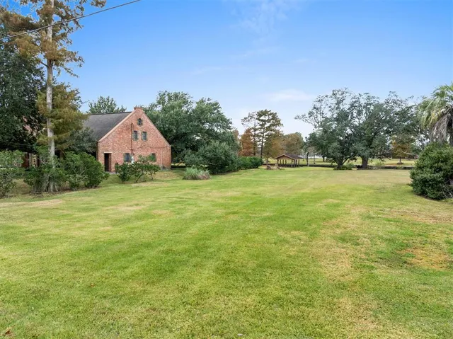 $225,000 | 3904 Buccaneer Lane, Lake Charles, LA 70605