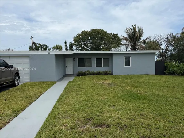 $4,200 | 20111 Gulfstream Road, Cutler Bay, FL 33189