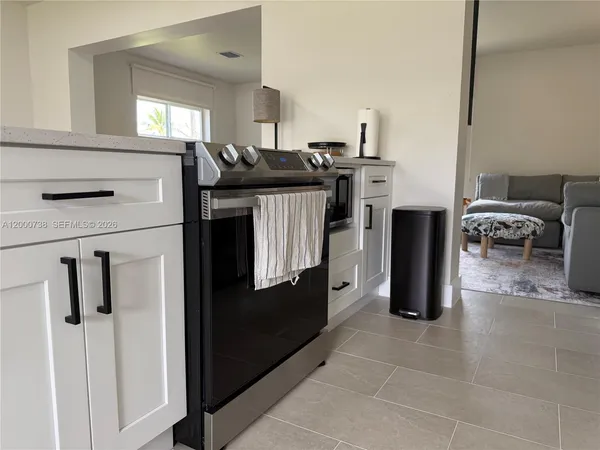 $4,200 | 20111 Gulfstream Road, Cutler Bay, FL 33189