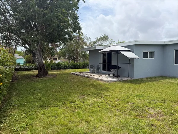 $4,200 | 20111 Gulfstream Road, Cutler Bay, FL 33189