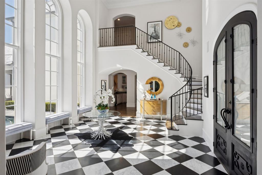 4210 Gloster Road Dallas, TX 75220 - Photo 3 of 40