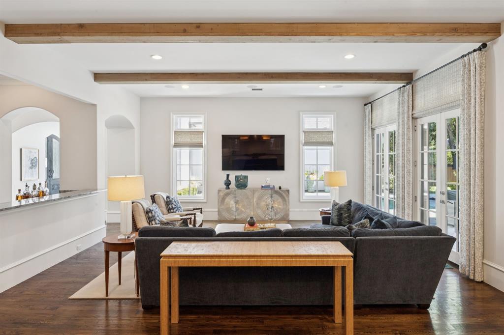 4210 Gloster Road Dallas, TX 75220 - Photo 9 of 40