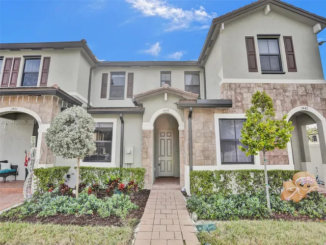 $3,000 | 3436 West 111th Place, Hialeah, FL 33018