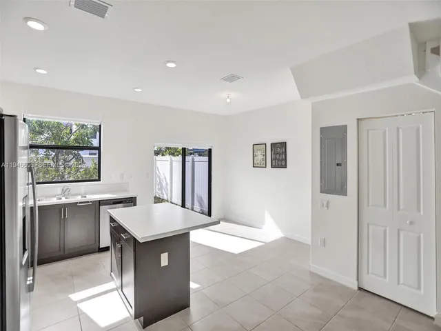 $3,000 | 3436 West 111th Place, Hialeah, FL 33018