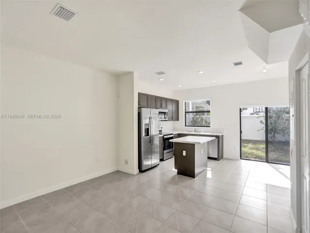 $3,000 | 3436 West 111th Place, Hialeah, FL 33018