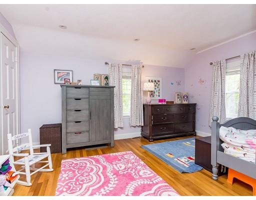 12 Hallron Road Newton, MA 02462 - Photo 24 of 30