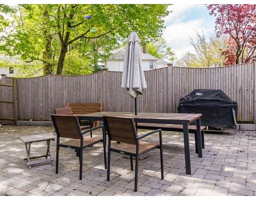 12 Hallron Road Newton, MA 02462 - Photo 6 of 30