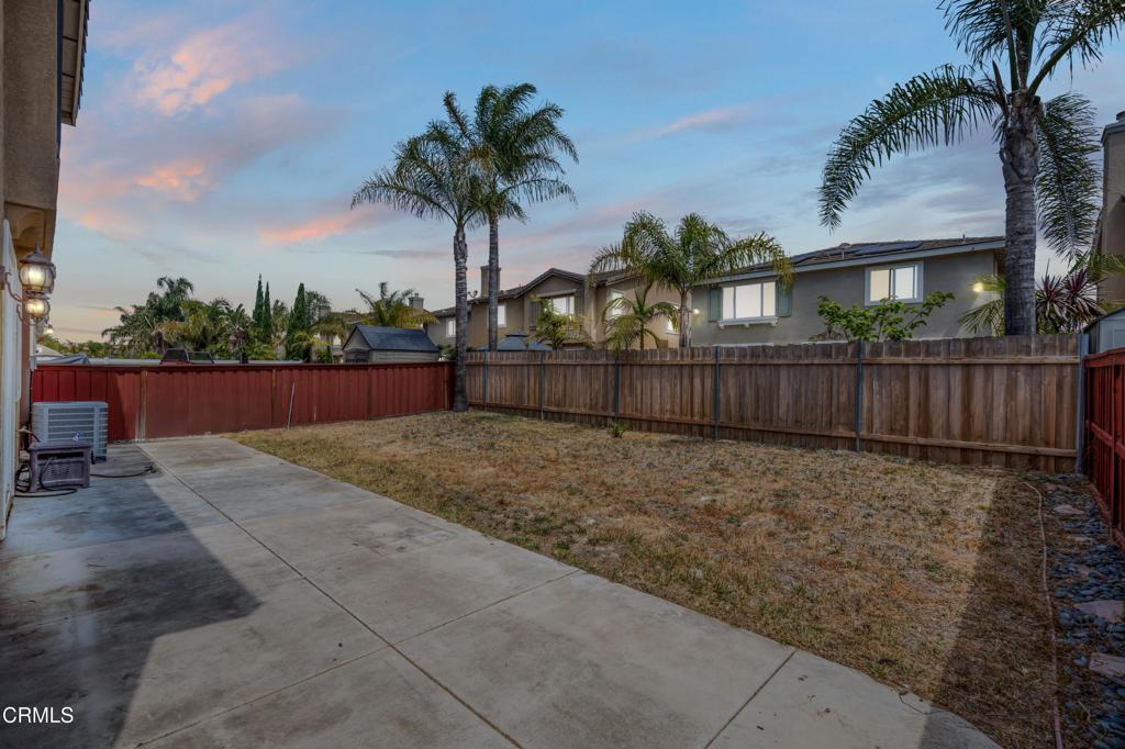 341 Huerta Street Oxnard, CA 93030 - Photo 28 of 33