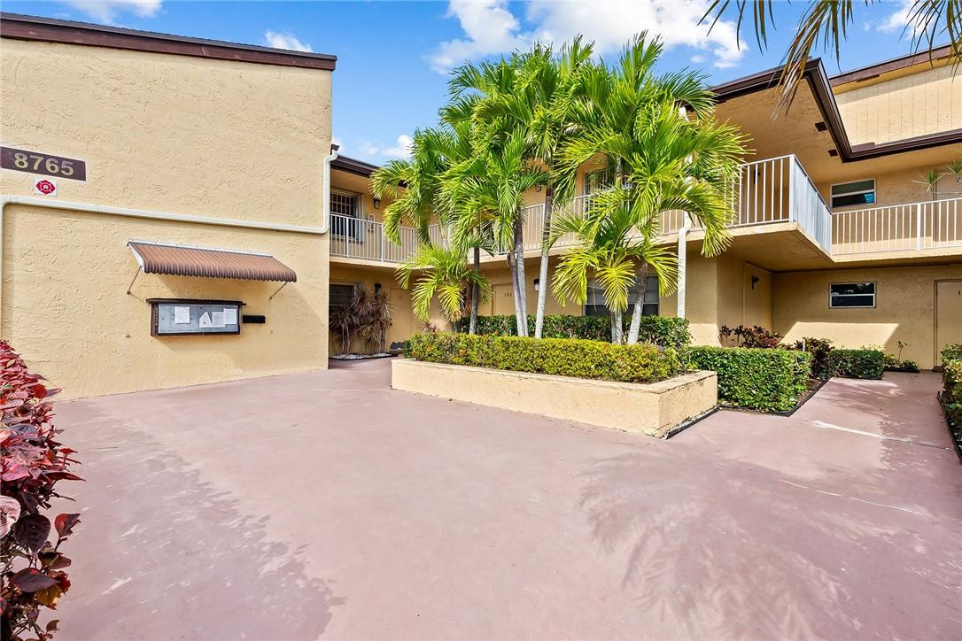 8765 Azalea Court, Unit 204 Tamarac, FL 33321 - Photo 3 of 19 Photo 3