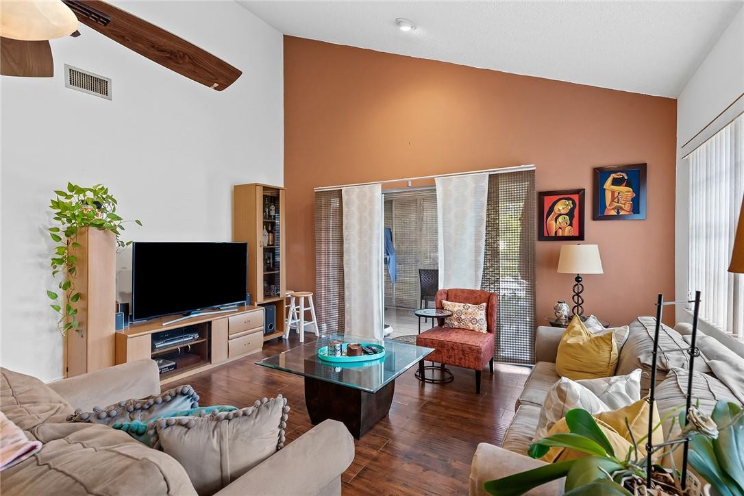 8765 Azalea Court, Unit 204 Tamarac, FL 33321 - Photo 5 of 19 Photo 5