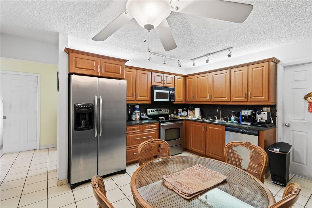 8765 Azalea Court, Unit 204 Tamarac, FL 33321 - Photo 8 of 19 Photo 8