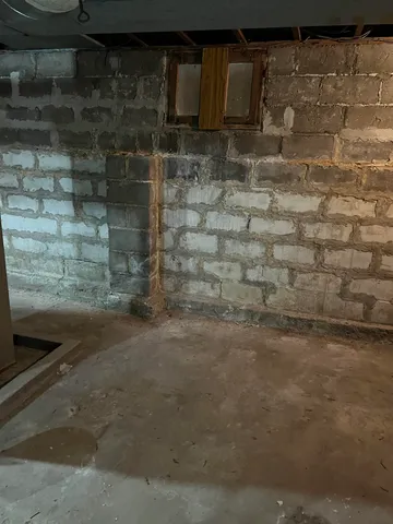 $103,000 | 709 South Hillside Street, Wichita, KS 67211