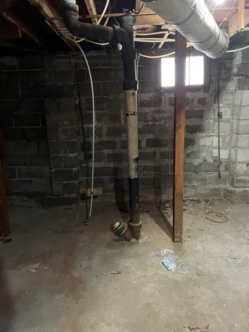 $103,000 | 709 South Hillside Street, Wichita, KS 67211