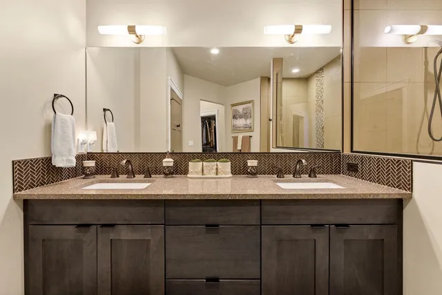 $575,000 | 24443 East Pinnacle Court, Unit 24443, Liberty Lake, WA 99019