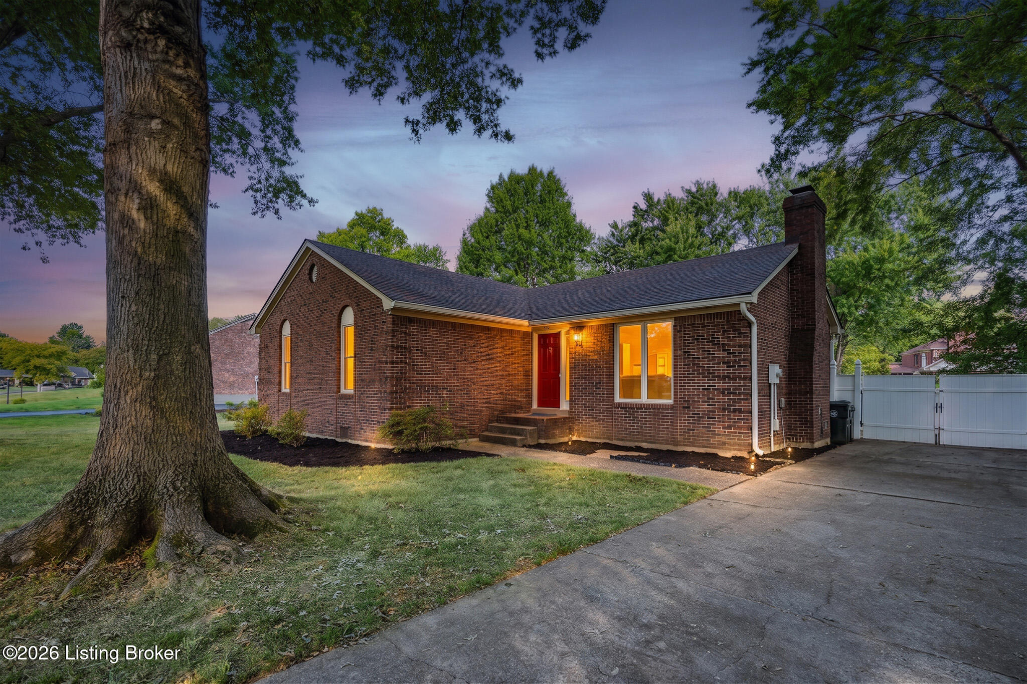 615 Stivers Road Louisville, KY 40207 - Photo 2 of 34 615 Stivers Rd-1-2