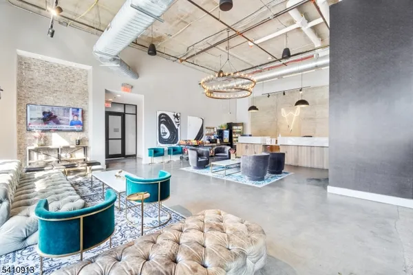 $2,800 | 1 Carriage City Plaza, Unit 904, Rahway, NJ 07065