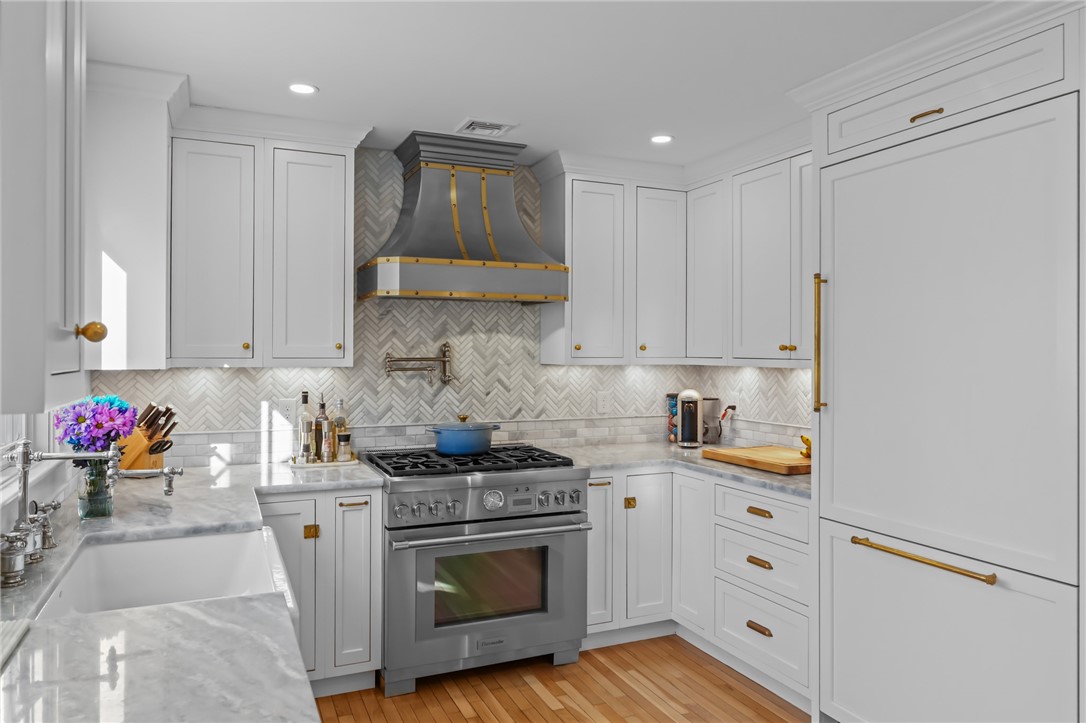 2269 East Main Road Portsmouth, RI 02871 - Photo 11 of 50