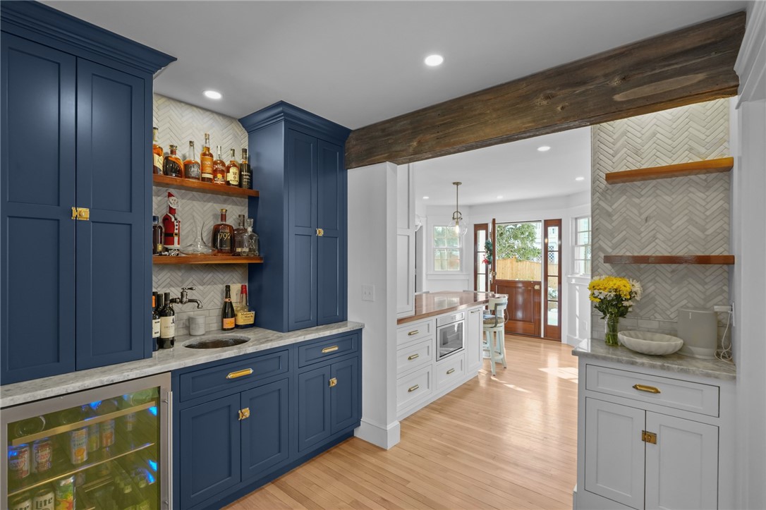 2269 East Main Road Portsmouth, RI 02871 - Photo 17 of 50