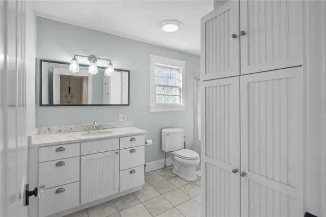 $1,495,000 | 2269 East Main Road, Portsmouth, RI 02871