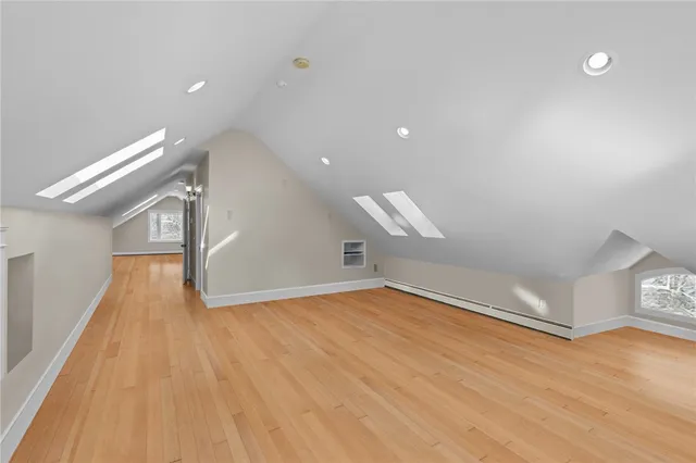 $1,495,000 | 2269 East Main Road, Portsmouth, RI 02871