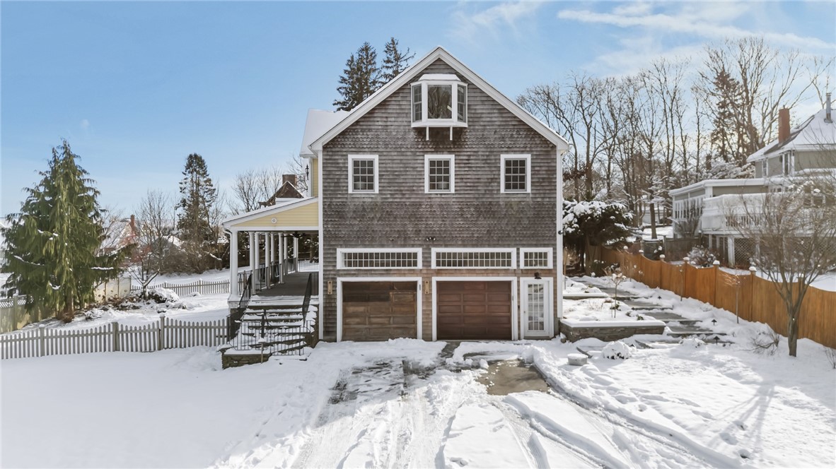 2269 East Main Road Portsmouth, RI 02871 - Photo 4 of 50