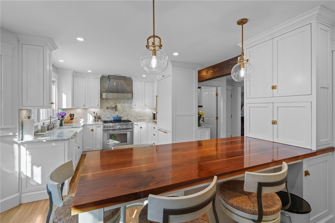 2269 East Main Road Portsmouth, RI 02871 - Photo 10 of 50