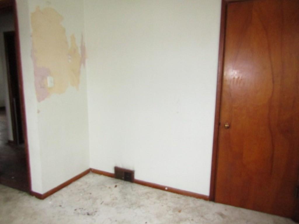 1353 Front Street Crescent, PA 15046 - Photo 15 of 22 a view of an empty room