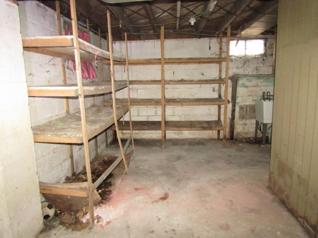 1353 Front Street Crescent, PA 15046 - Photo 20 of 22 a room with washing machine