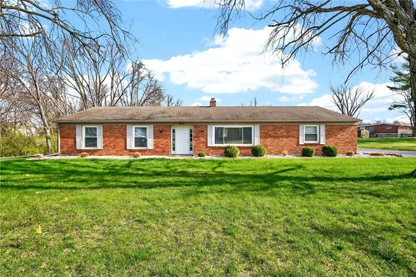 $2,600 | 64 West Lytle-Five Points Road, Dayton, OH 45458