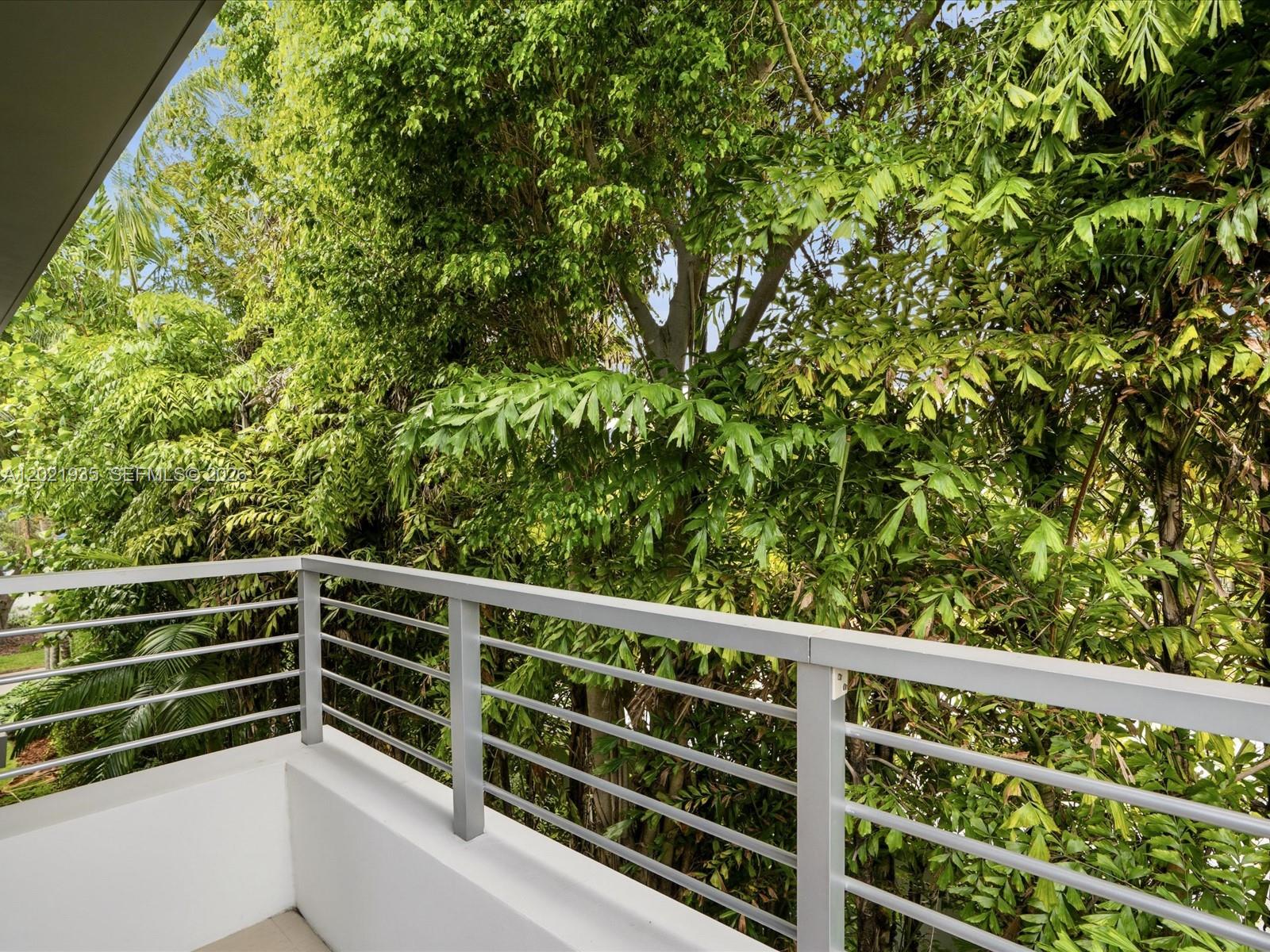 125 Hampton Lane Key Biscayne, FL 33149 - Photo 46 of 81