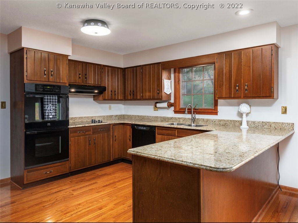 990 North Rustling Road South Charleston, WV 25303 - Photo 4 of 27 Gallery Image 4