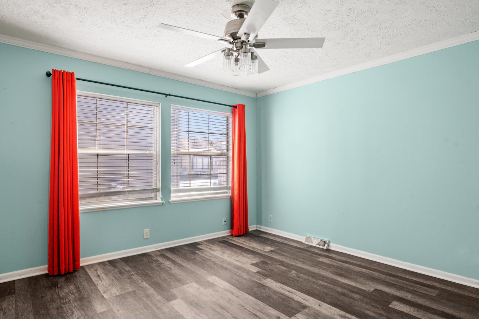 1119 Lakewood Road Elgin, IL 60123 - Photo 16 of 24 a view of an empty room with a window