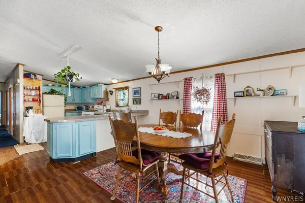 $238,900 | 1407 Breeze Way, Newfane, NY 14008