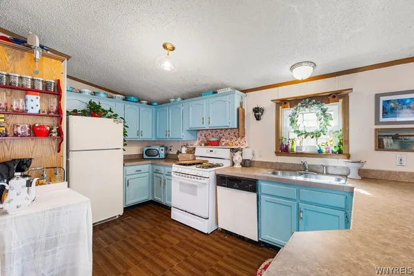 $238,900 | 1407 Breeze Way, Newfane, NY 14008
