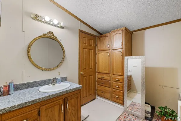 $238,900 | 1407 Breeze Way, Newfane, NY 14008