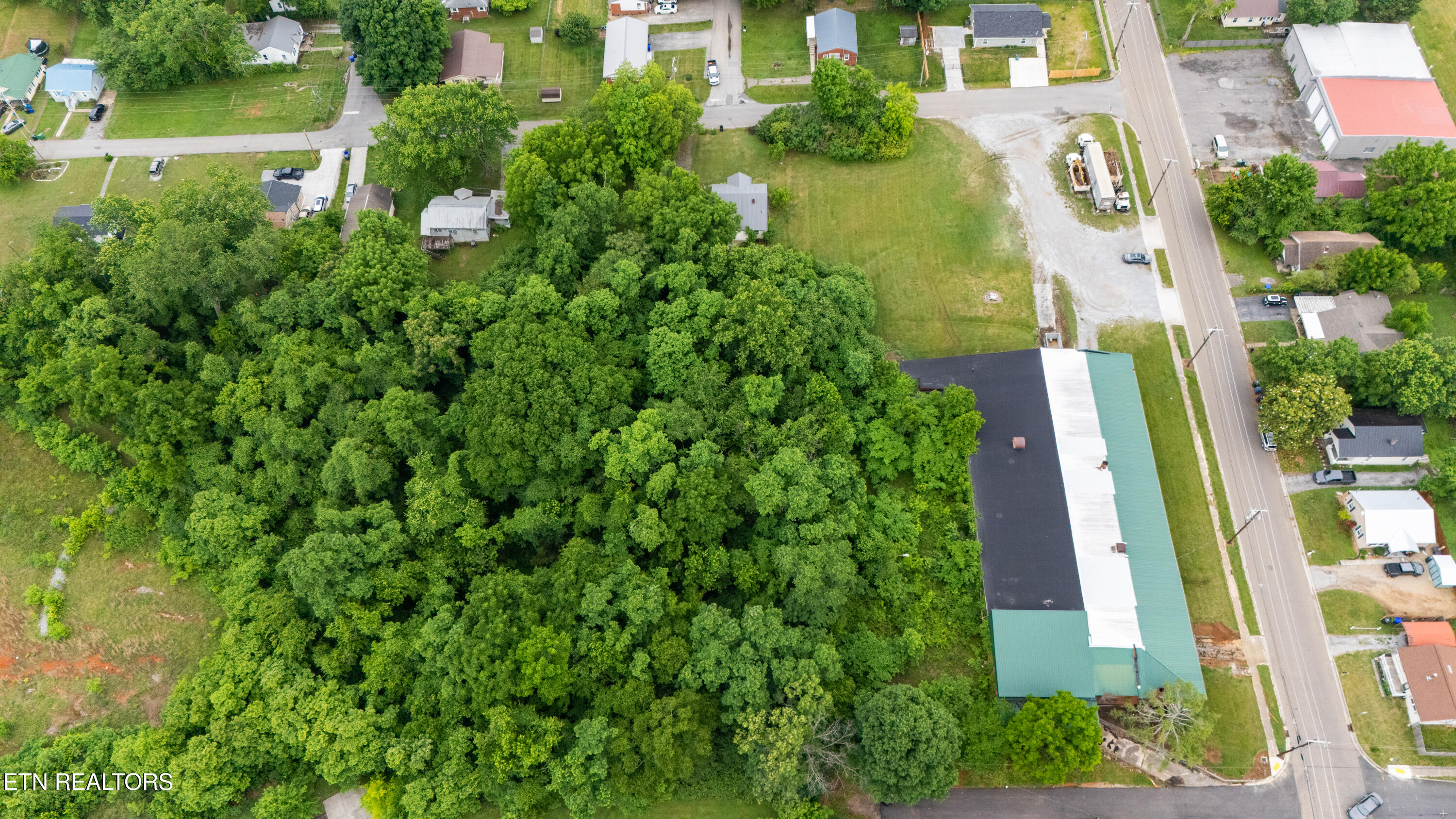 713 Rutledge Avenue Morristown, TN 37813 - Photo 21 of 29 28 Positive Perceptions-28