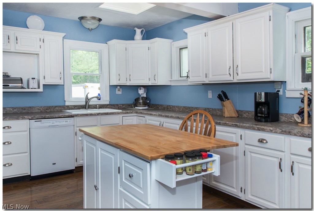 37720 Aurora Road Solon, OH 44139 - Photo 4 of 24 Gallery Image 4