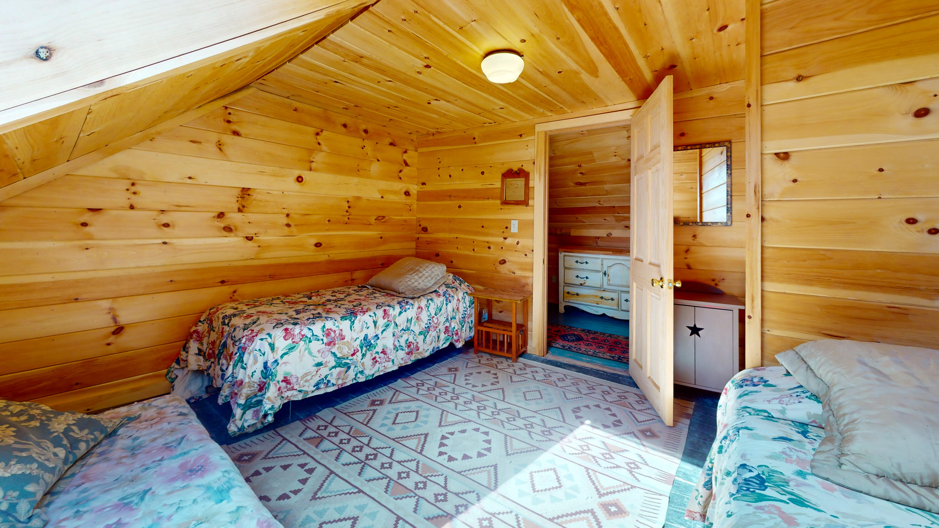 17 Water Street Machias, ME 04654 - Photo 18 of 26 17-Water-Street-Bedroom(2)