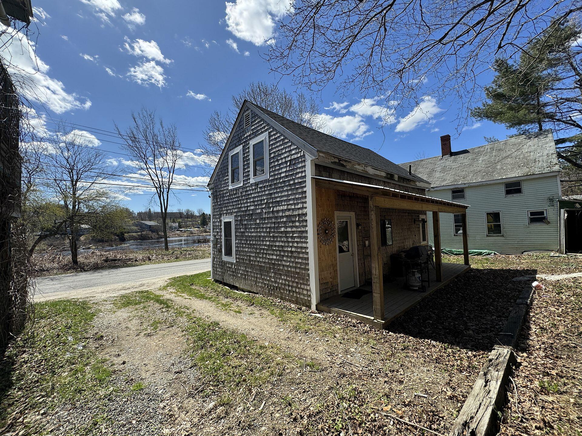 17 Water Street Machias, ME 04654 - Photo 4 of 26 IMG_0478