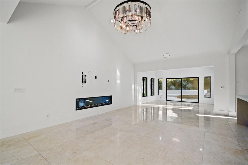 2521 Lake Ellen Drive Tampa, FL 33618 - Photo 21 of 54