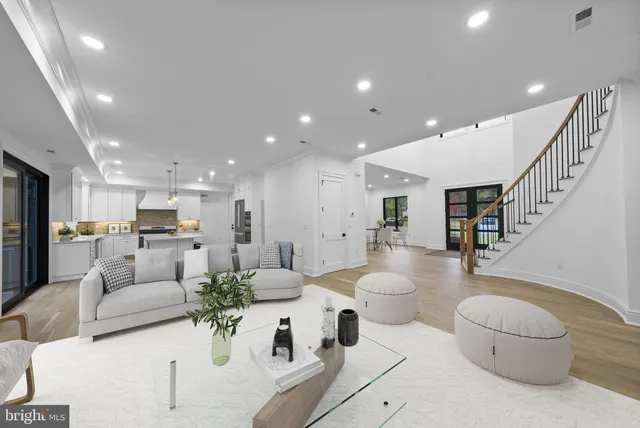 $3,589,000 | 32 Gulick Road, Princeton, NJ 08540