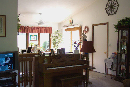 8327 East Rockton Road Roscoe, IL 61073 - Photo 3 of 7 Gallery Image 3