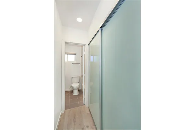 a bathroom with a toilet