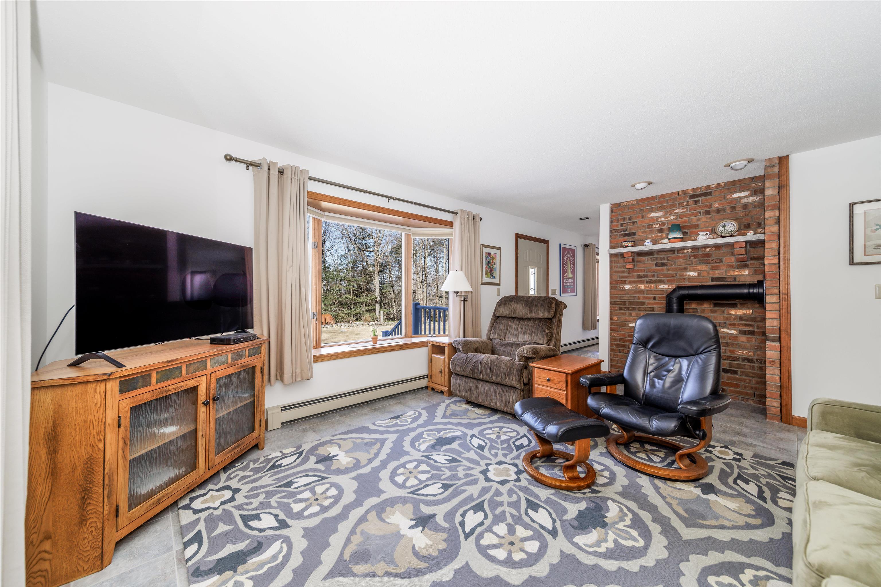 269 Rollins Road Newbury, NH 03255 - Photo 4 of 39