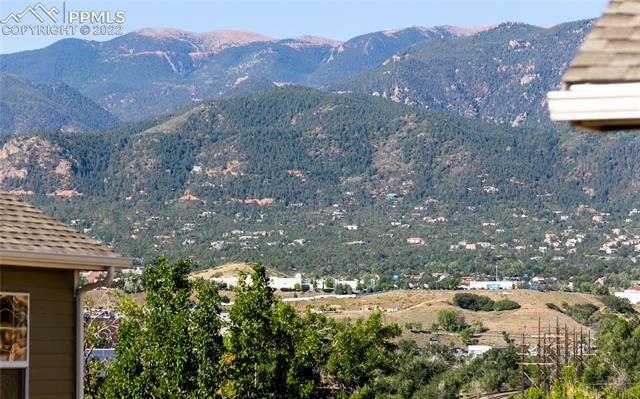 847 Weber Ridge Point Colorado Springs, CO 80903 - Photo 4 of 15 Gallery Image 4