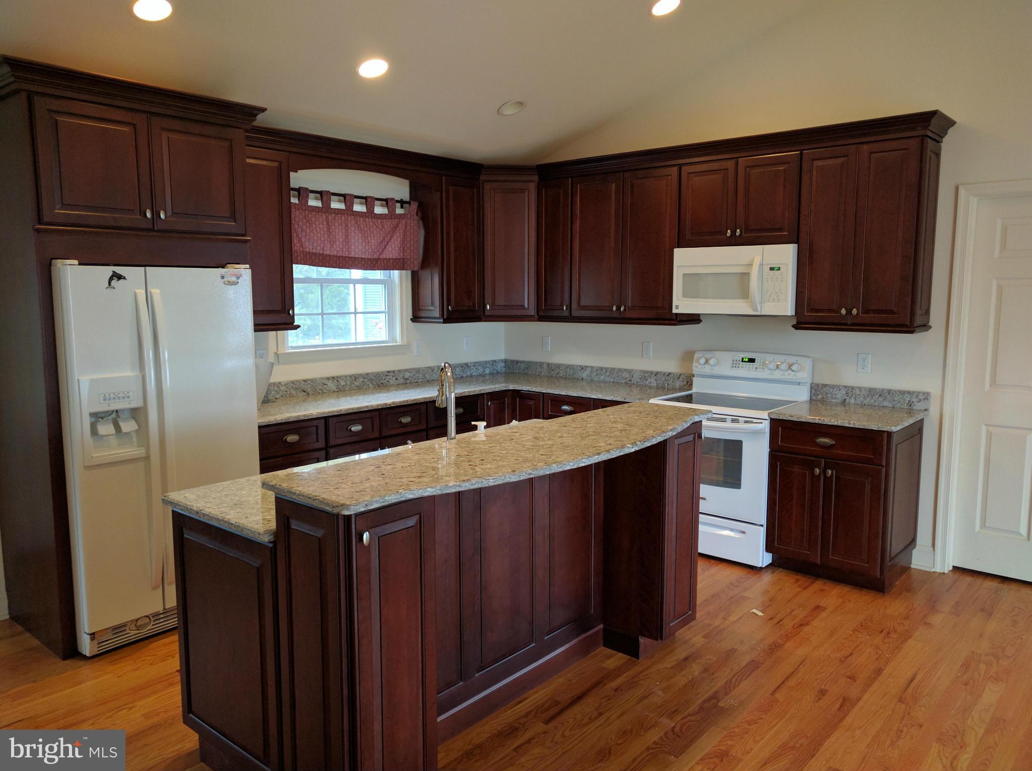 419 Cove Road Queenstown, MD 21658 - Photo 3 of 18 Kitchen