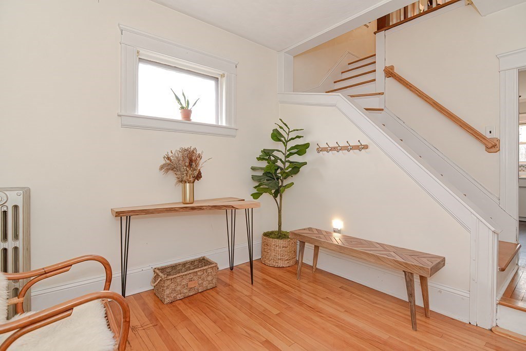 186 Fairhaven Road Worcester, MA 01606 - Photo 6 of 35 Gallery Image 6