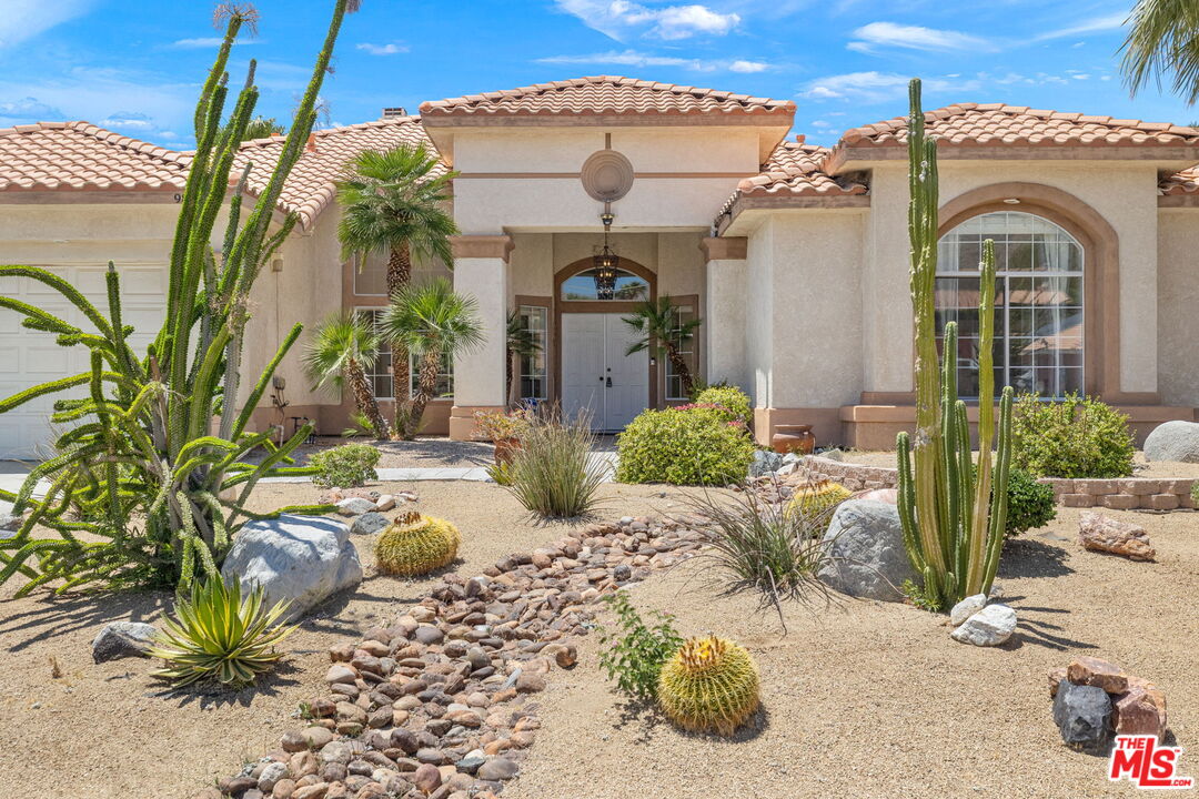 9891 El Rio Lane Desert Hot Springs, CA 92240 - Photo 4 of 41