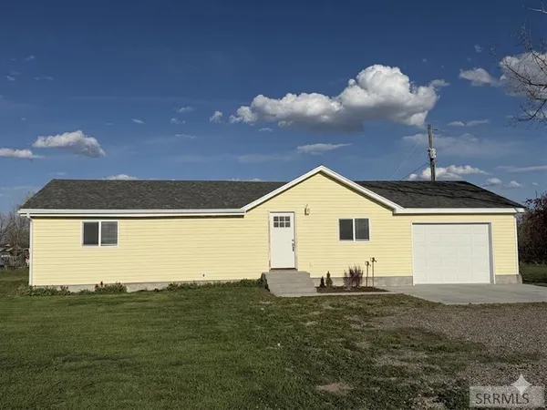 $330,000 | 330 Tressel Road, Blackfoot, ID 83221